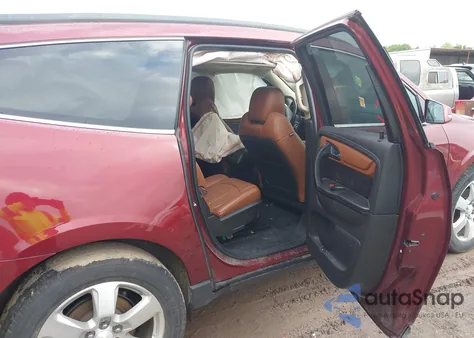 2017 Chevrolet Traverse Premier z USA, uszkodzony, nr VIN 1GNKVJKD0HJ118529